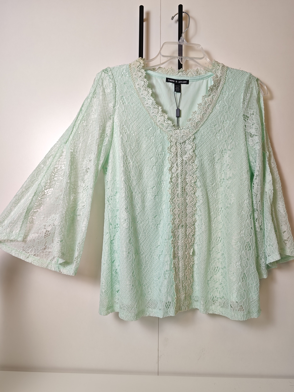 Cable & Gauge Mint Lace V-Neck Split Bell Sleeve Top Y2K Green Blouse Small
